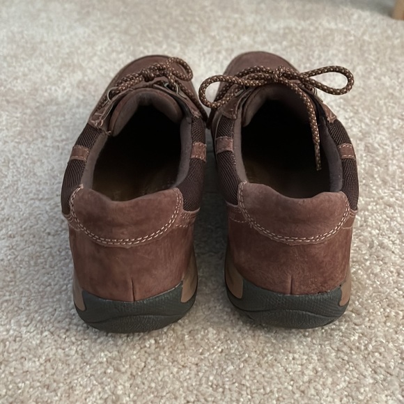 Earth Origins Lace Up walking shoe - Picture 2 of 10